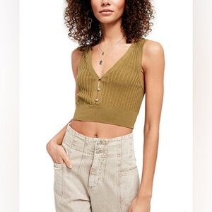 💚Free People Olive Green Cropped Knit Tank Top/ Sweater (NWOT), Size M
